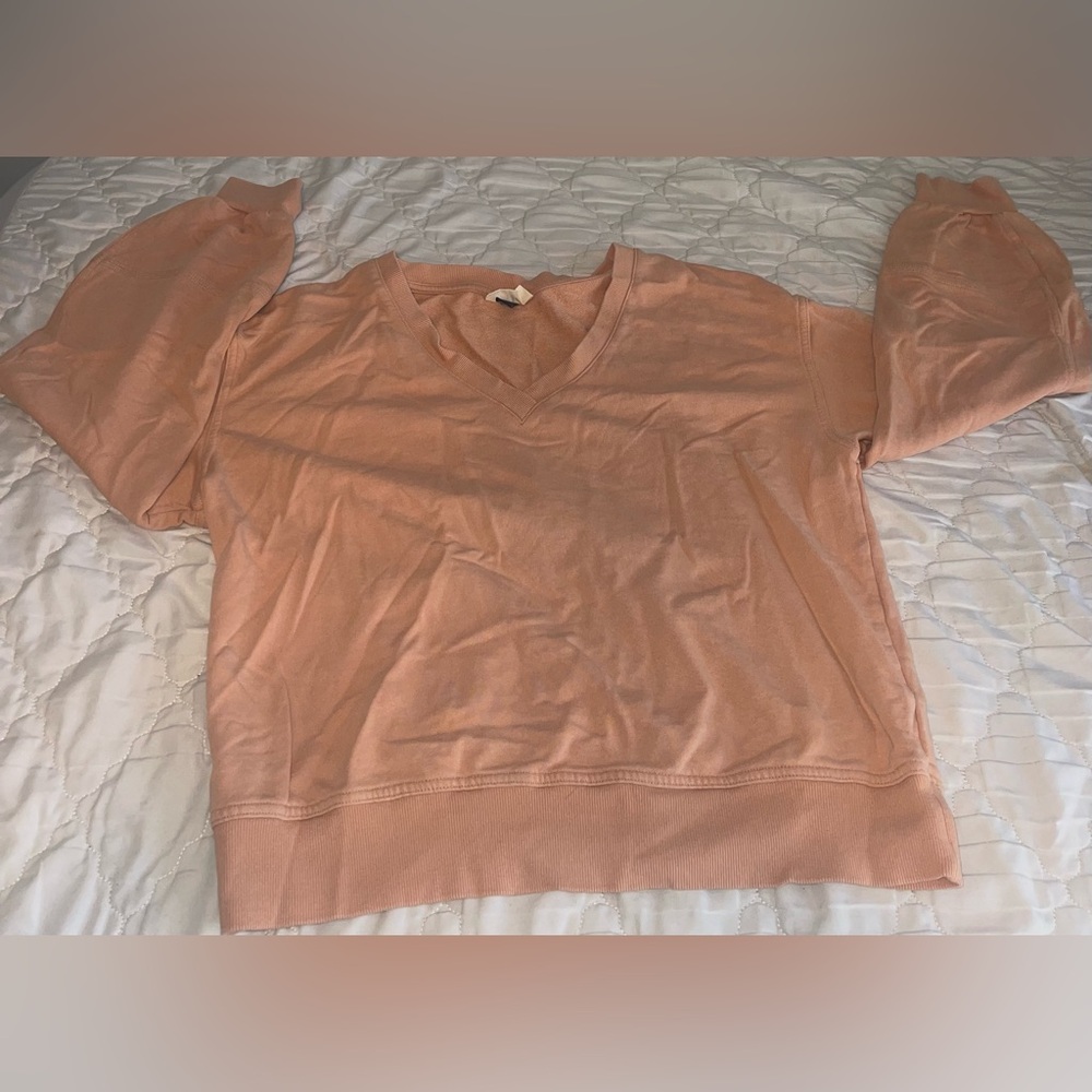 Universal Thread Pink V-Neck Sweater